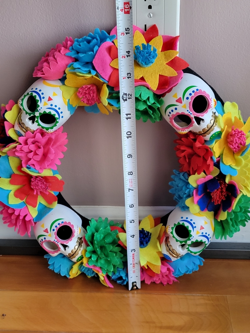 Día de los Muertos (Day of the Dead) Wreath Mexican Holiday Felt Flowers Skulls - Picture 8 of 9